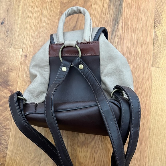 Italian Leather Small Backpack - Picture 2 of 4